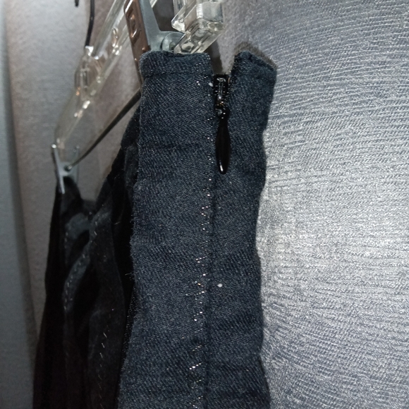 2 Layered Black Skirt - Picture 4 of 4